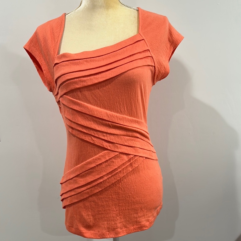 Final Sale 🔥 No More Low Offer Anthropologie Postmark Slanted Layers Tee Small - Picture 2 of 10